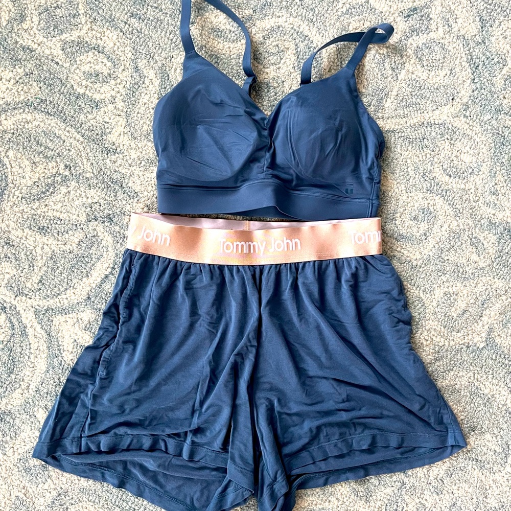 Tommy John sleep set size small EUC